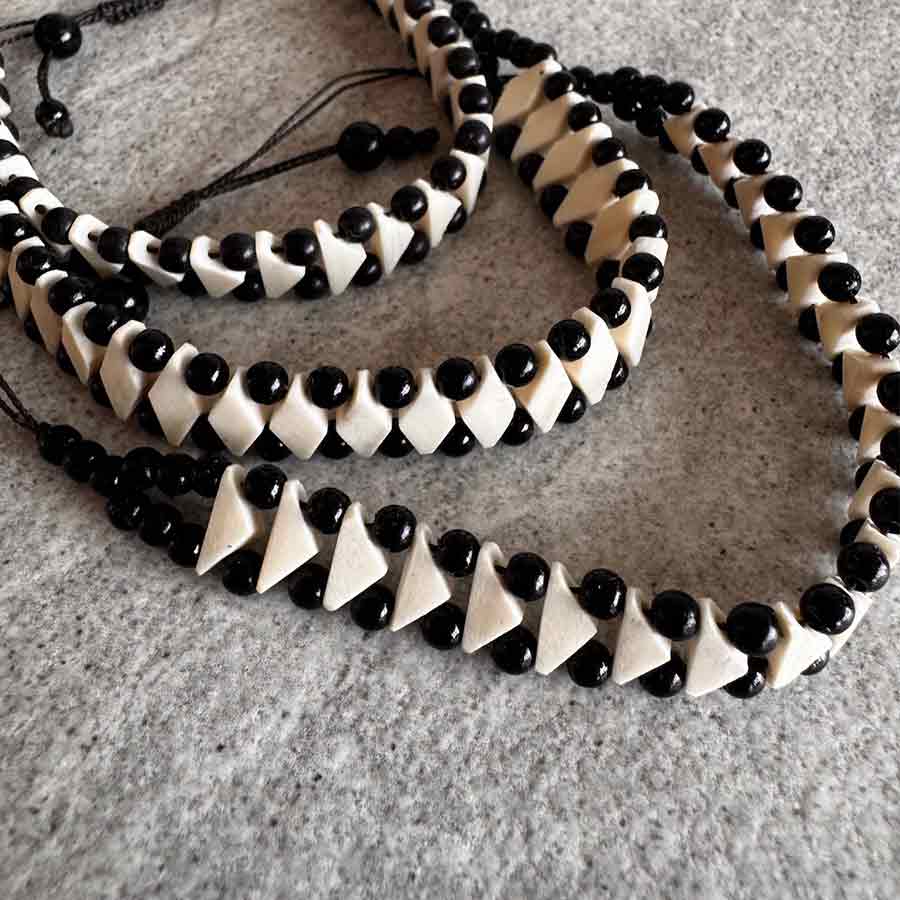 Sarava náramky Tupi